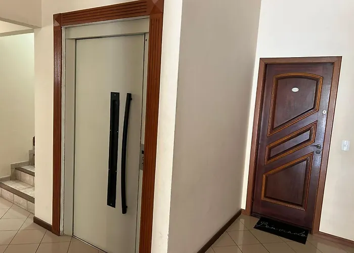 Bombas/ Bombinhas, A 50M Do Mar, Apartamento 2 Quartos, Com Churrasqueira Na Sacada, Ar E Wi-Fi