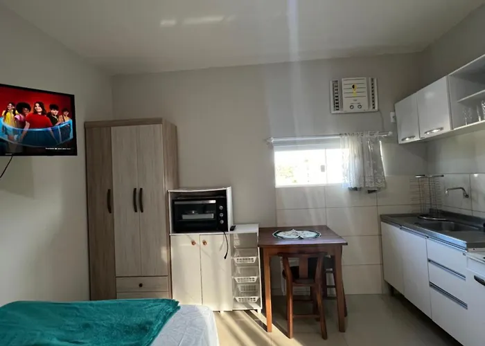 Loft No Centro De Bombinhas Apartamento